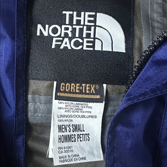 The North Face Men’s Small Gore-Tex Waterproof Rain Jacket |Shell Windbreaker - Picture 3 of 6